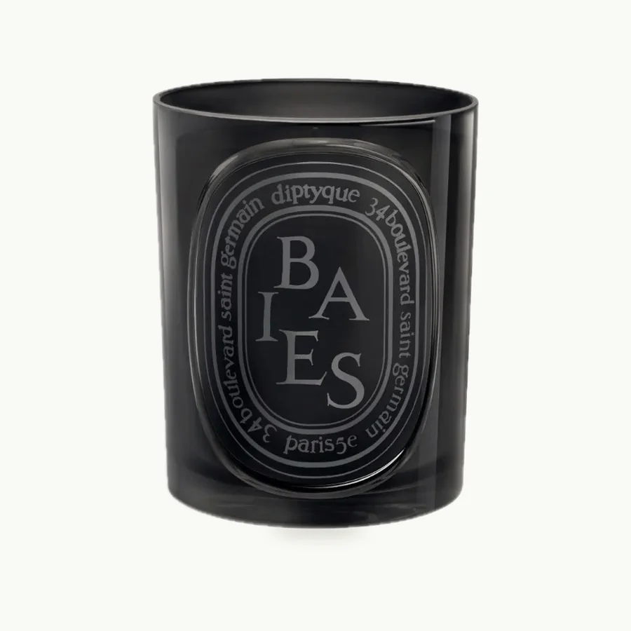 Baies Scented Candle: Black Diptyque Baies candle jar with its oval label